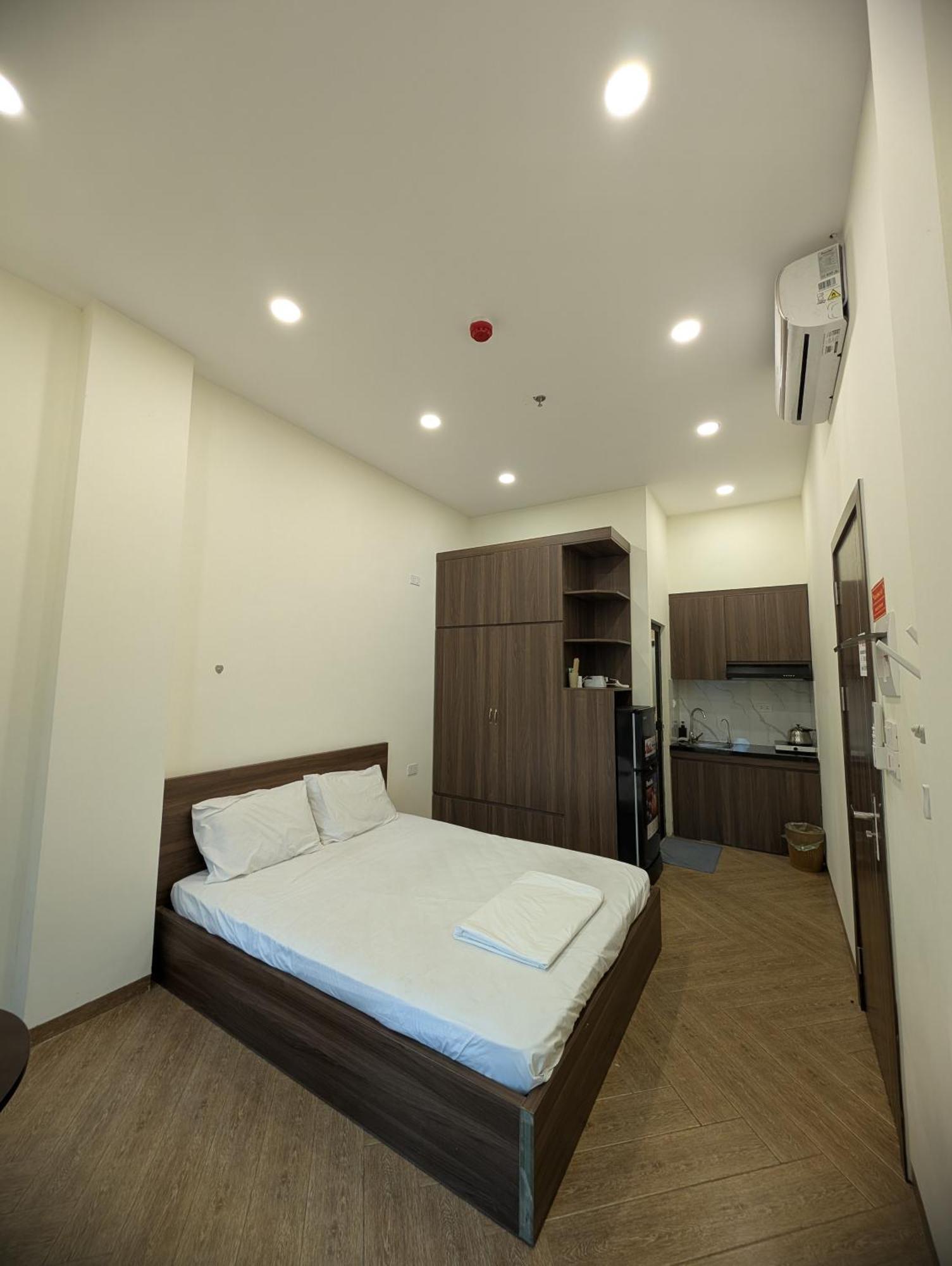 Era Apartment 158 Nguyen Khanh Toan Hanoi Dış mekan fotoğraf